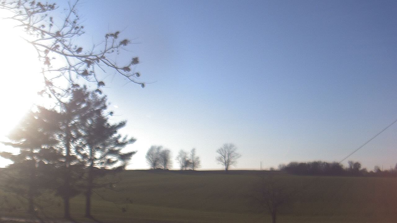 Thumbnail for current weather camera view from Farmersville School in Mount Vernon, Indiana