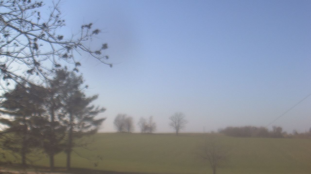 Thumbnail for current weather camera view from Farmersville School in Mount Vernon, Indiana