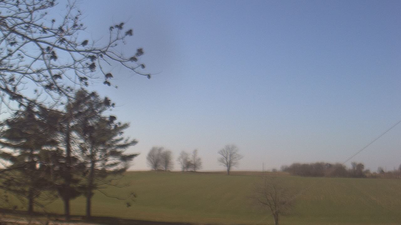 Thumbnail for current weather camera view from Farmersville School in Mount Vernon, Indiana