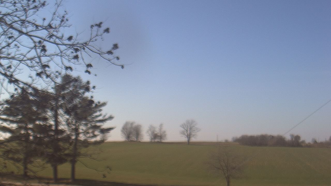 Thumbnail for current weather camera view from Farmersville School in Mount Vernon, Indiana