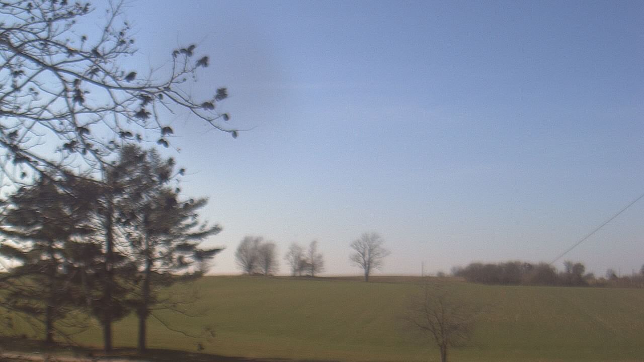 Thumbnail for current weather camera view from Farmersville School in Mount Vernon, Indiana
