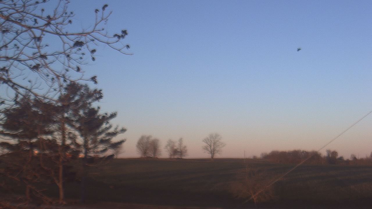 Thumbnail for current weather camera view from Farmersville School in Mount Vernon, Indiana