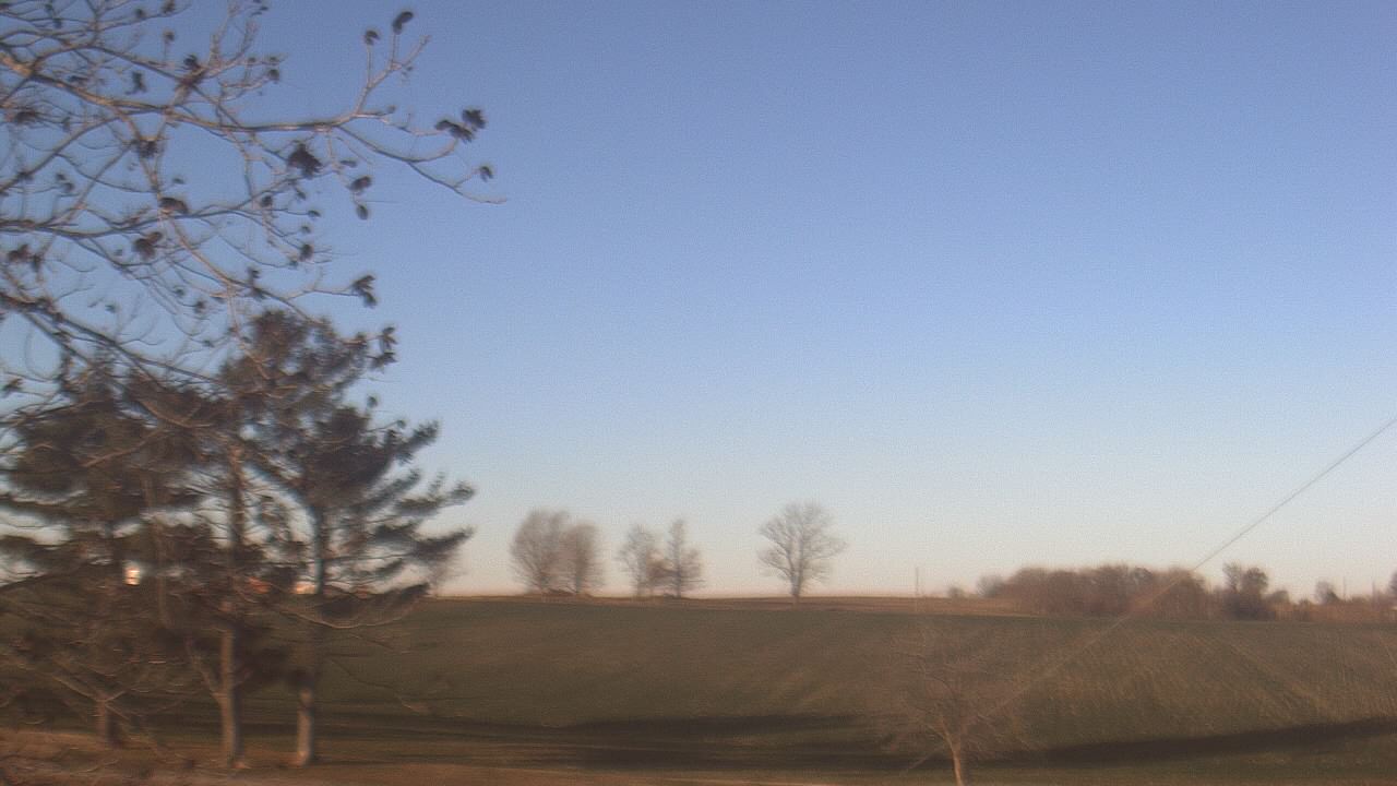 Thumbnail for current weather camera view from Farmersville School in Mount Vernon, Indiana