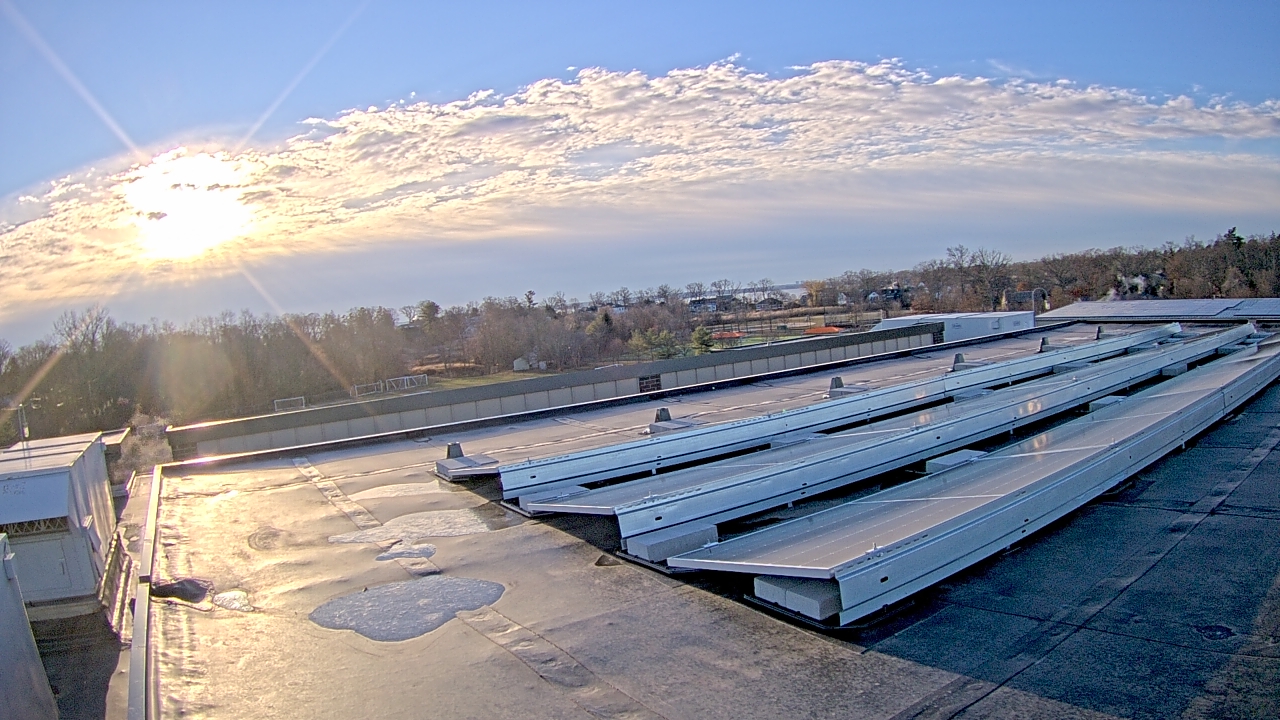 Thumbnail for current weather camera view from Mamaroneck Union Free Sch Dist in Mamaroneck, New York