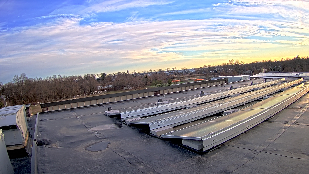 Thumbnail for current weather camera view from Mamaroneck Union Free Sch Dist in Mamaroneck, New York