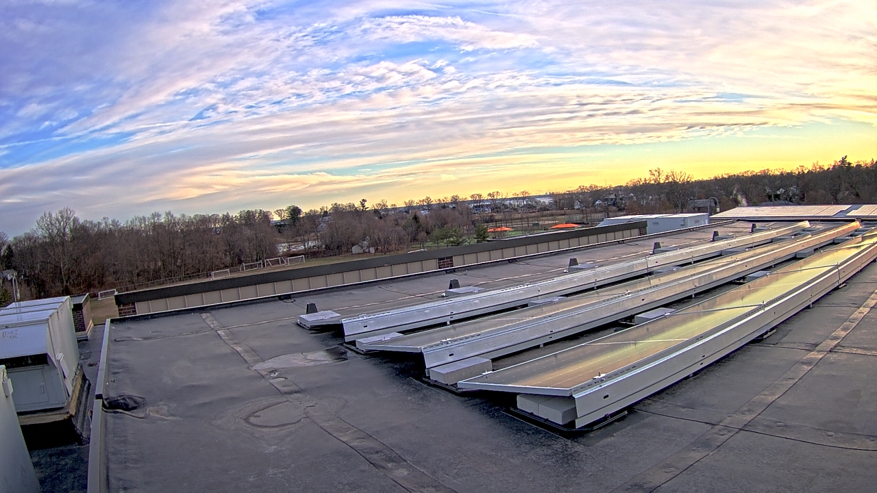 Thumbnail for current weather camera view from Mamaroneck Union Free Sch Dist in Mamaroneck, New York