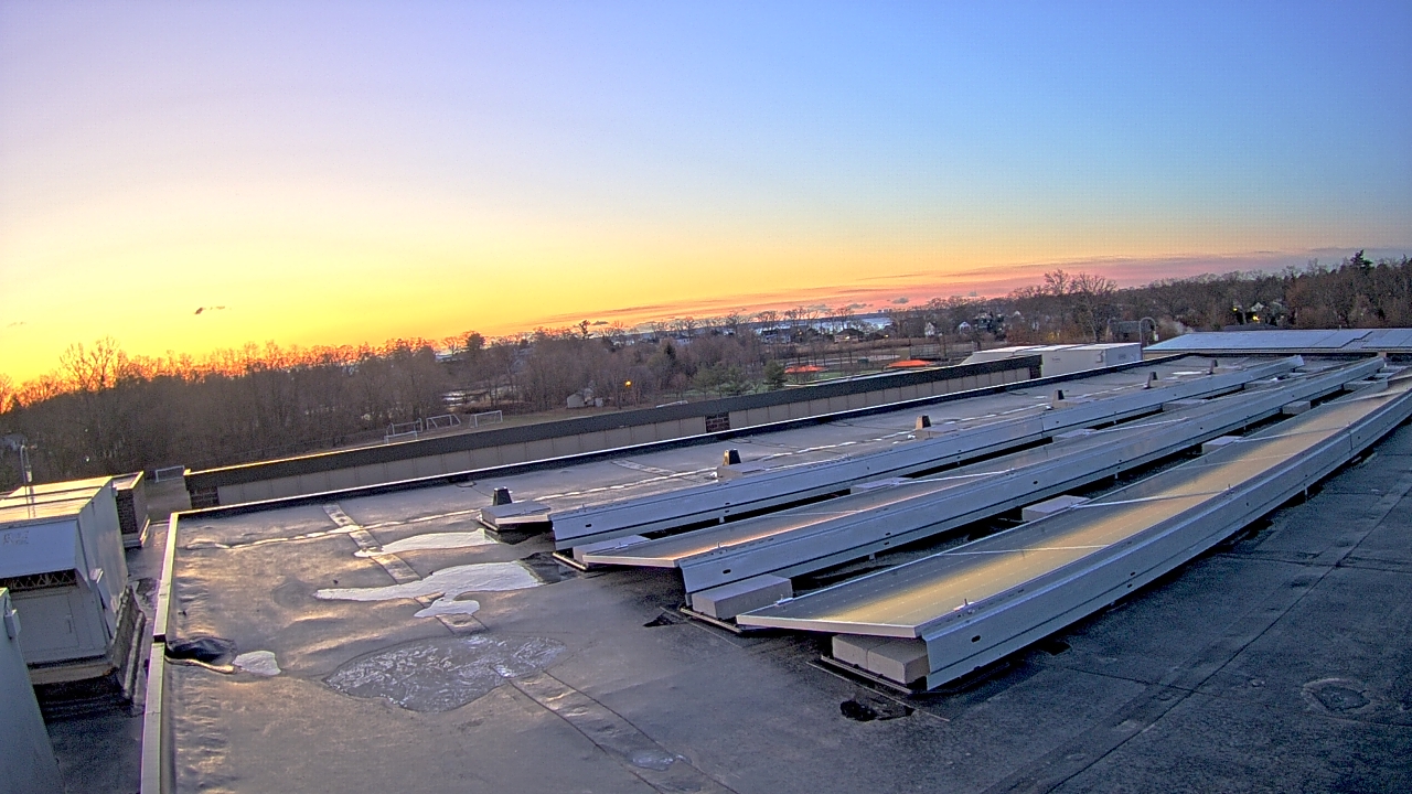 Thumbnail for current weather camera view from Mamaroneck Union Free Sch Dist in Mamaroneck, New York