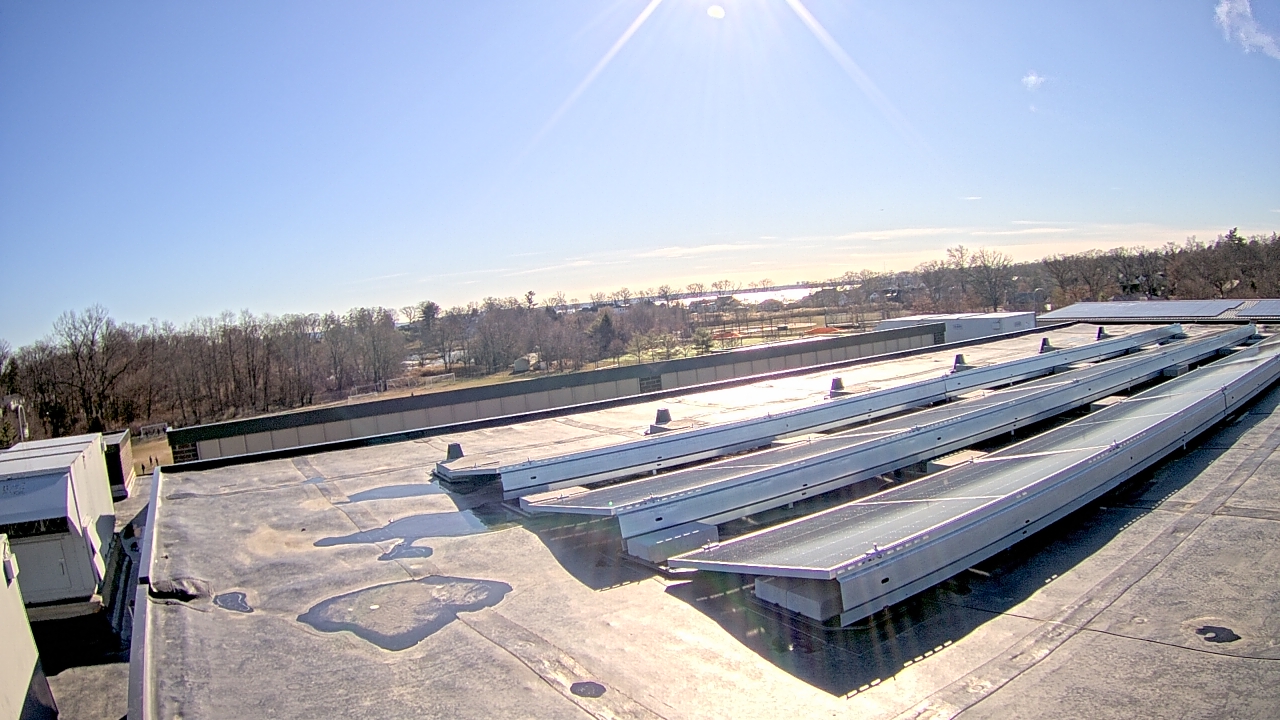 Thumbnail for current weather camera view from Mamaroneck Union Free Sch Dist in Mamaroneck, New York