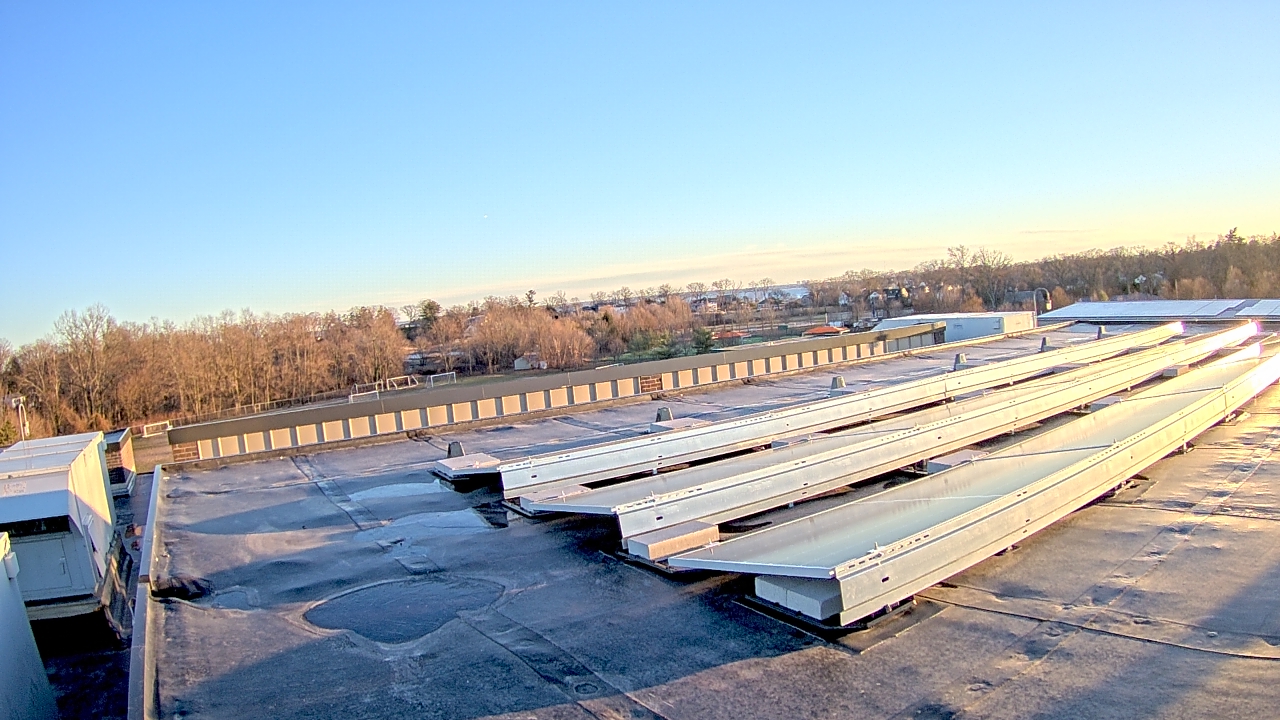 Thumbnail for current weather camera view from Mamaroneck Union Free Sch Dist in Mamaroneck, New York