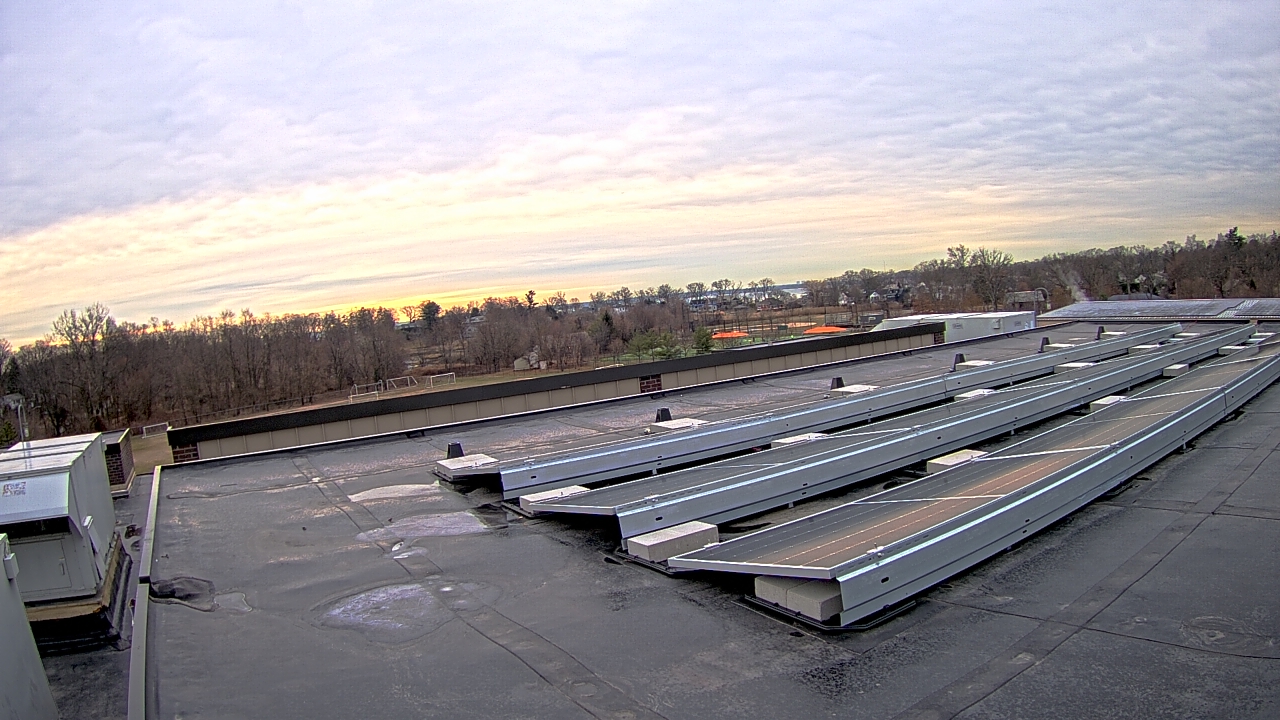 Thumbnail for current weather camera view from Mamaroneck Union Free Sch Dist in Mamaroneck, New York