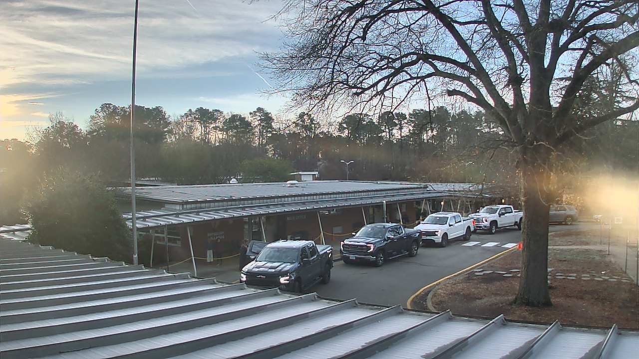 Thumbnail for current weather camera view from Maybeury ES in Tuckahoe, Virginia