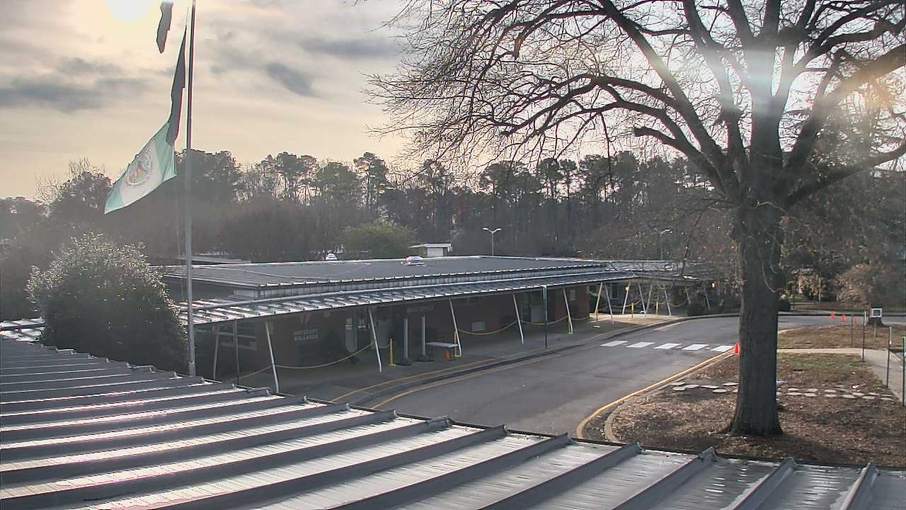 Thumbnail for current weather camera view from Maybeury ES in Tuckahoe, Virginia