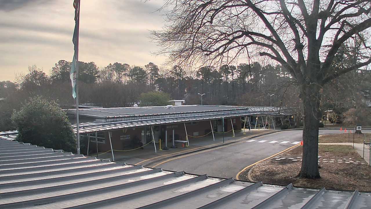 Thumbnail for current weather camera view from Maybeury ES in Tuckahoe, Virginia