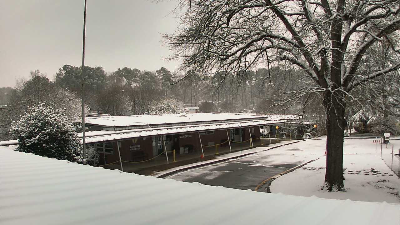 Thumbnail for current weather camera view from Maybeury ES in Tuckahoe, Virginia