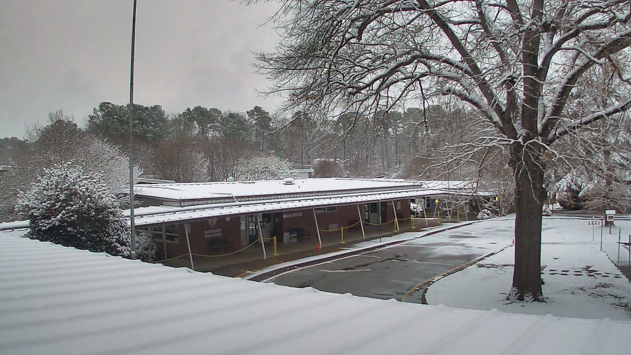 Thumbnail for current weather camera view from Maybeury ES in Tuckahoe, Virginia