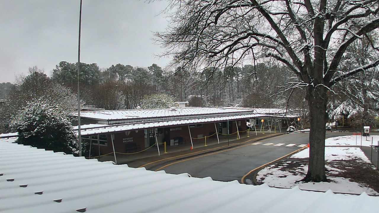 Thumbnail for current weather camera view from Maybeury ES in Tuckahoe, Virginia