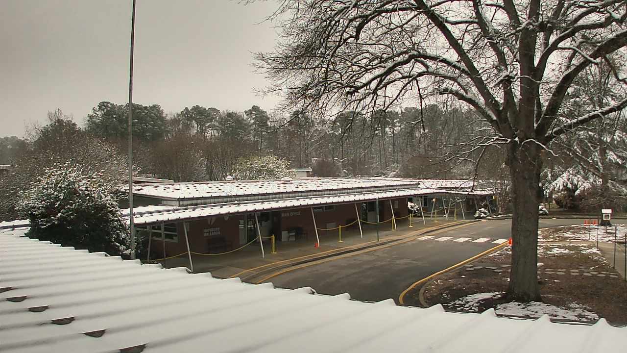 Thumbnail for current weather camera view from Maybeury ES in Tuckahoe, Virginia