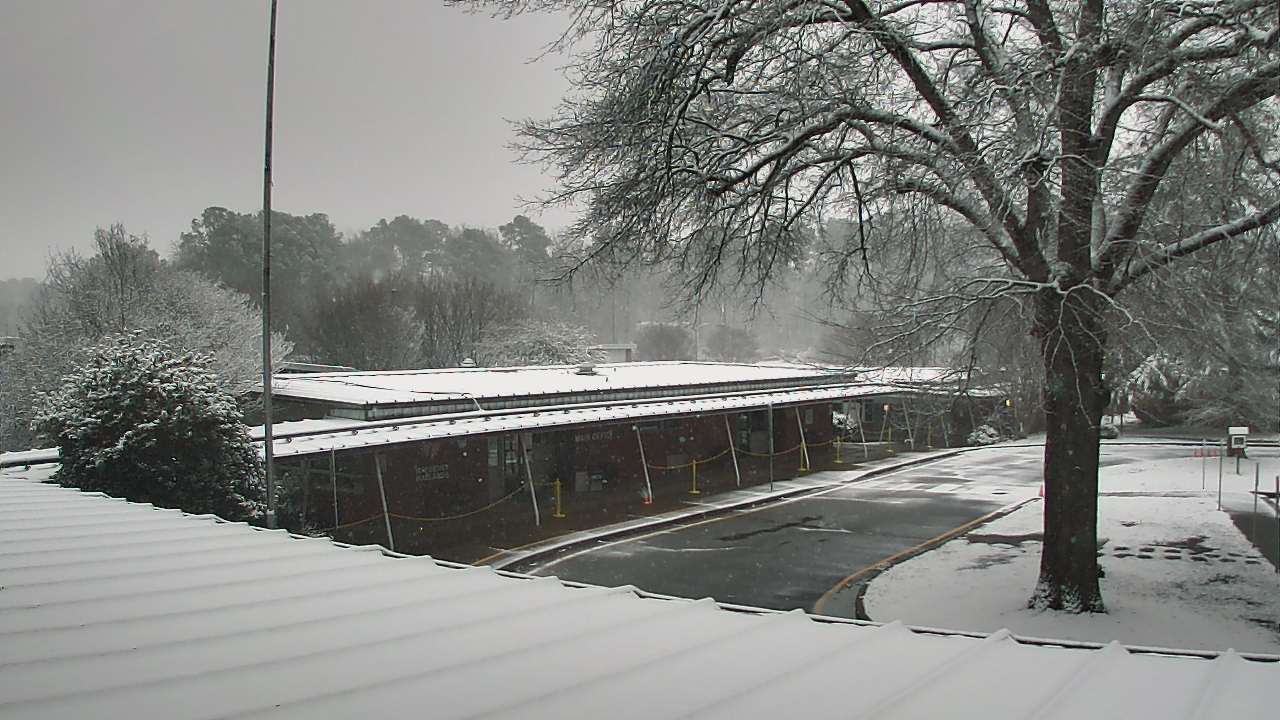 Thumbnail for current weather camera view from Maybeury ES in Tuckahoe, Virginia