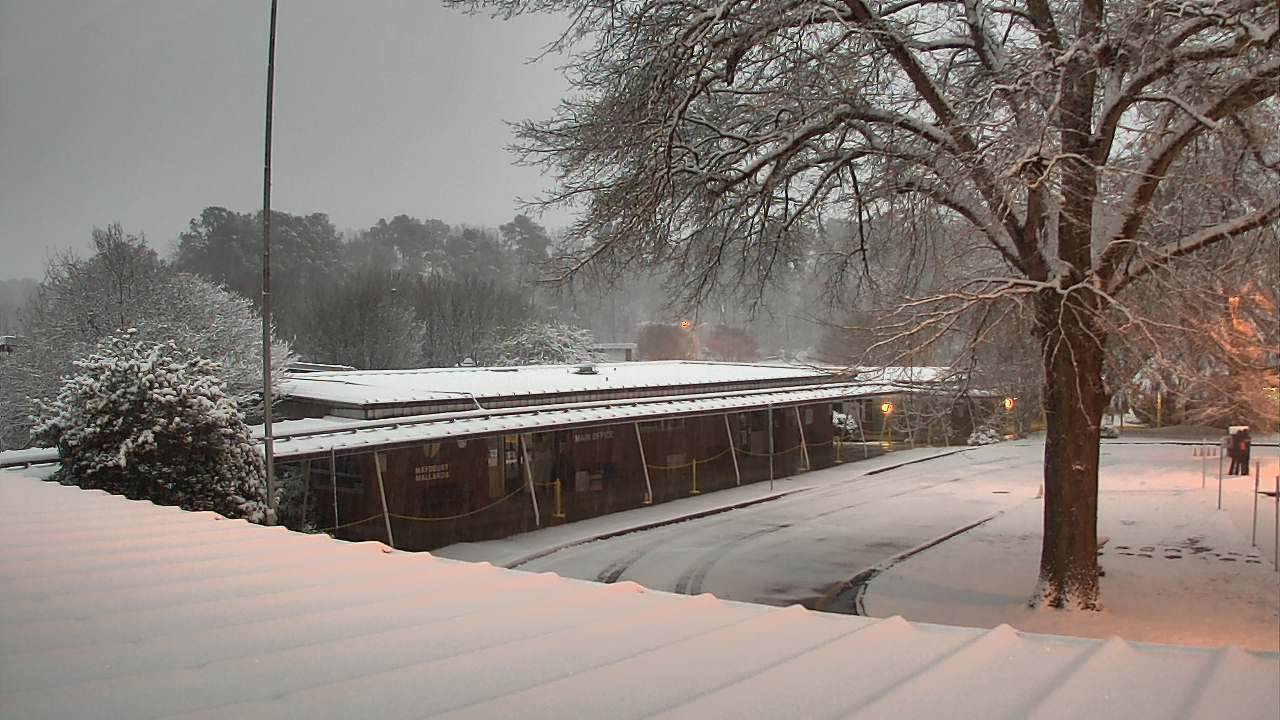 Thumbnail for current weather camera view from Maybeury ES in Tuckahoe, Virginia