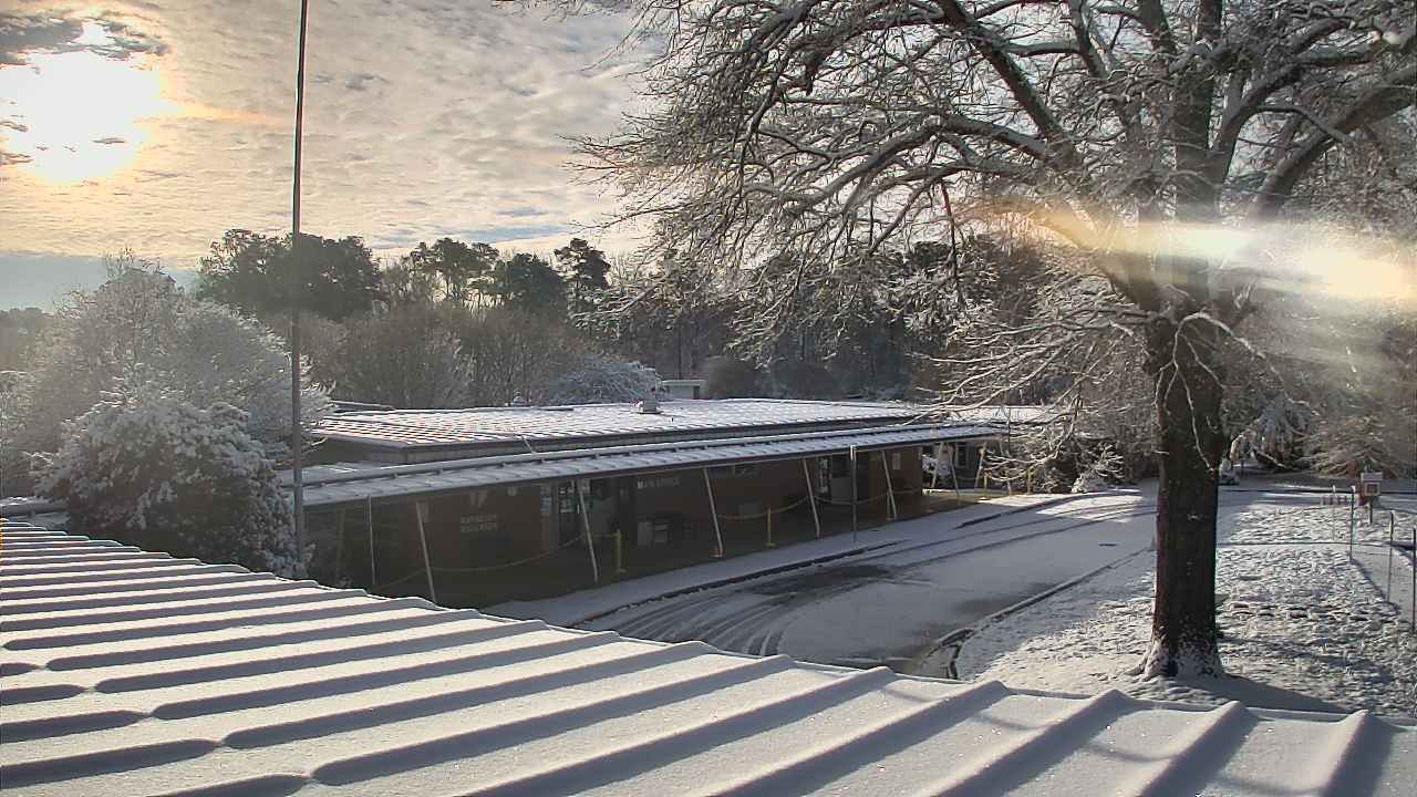 Thumbnail for current weather camera view from Maybeury ES in Tuckahoe, Virginia