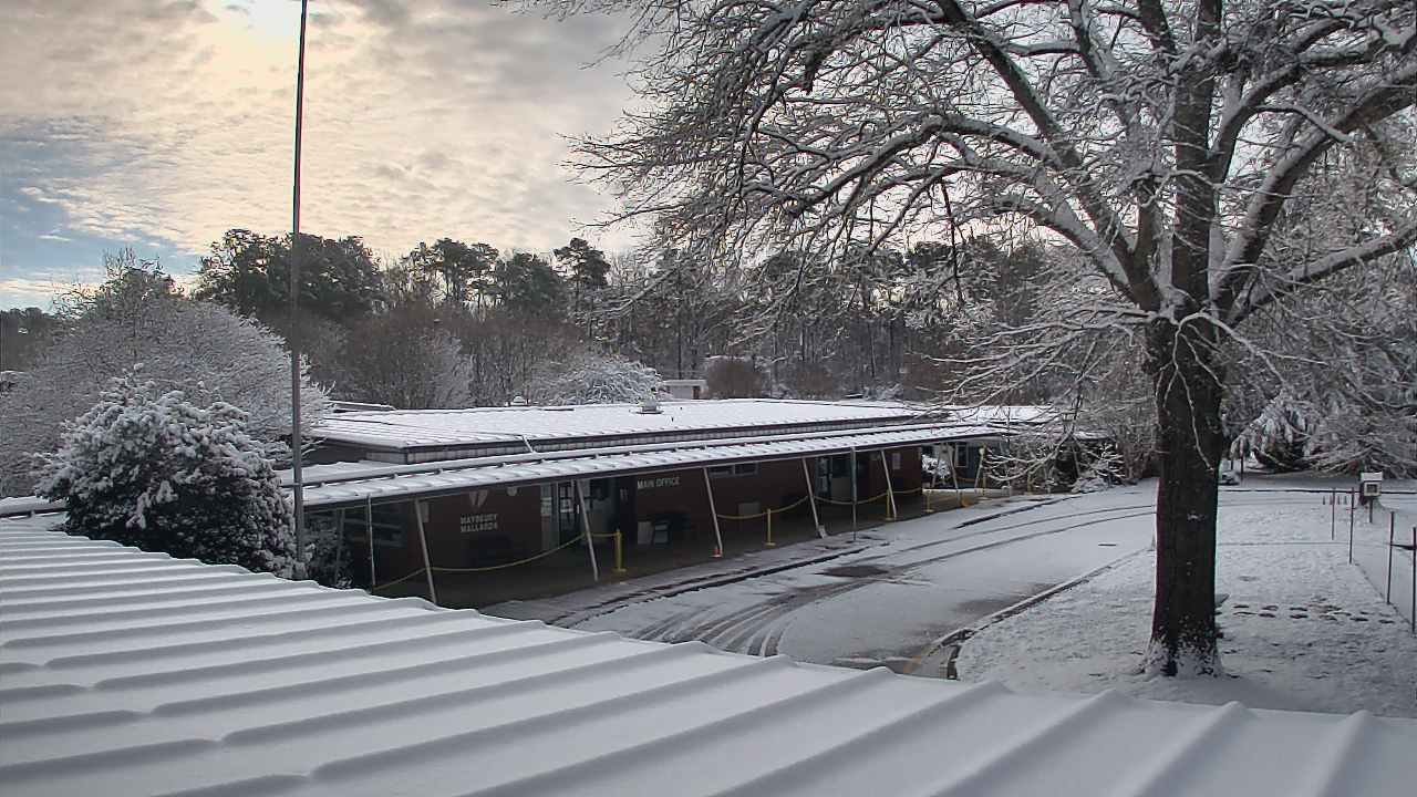 Thumbnail for current weather camera view from Maybeury ES in Tuckahoe, Virginia