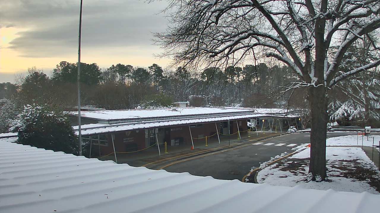 Thumbnail for current weather camera view from Maybeury ES in Tuckahoe, Virginia