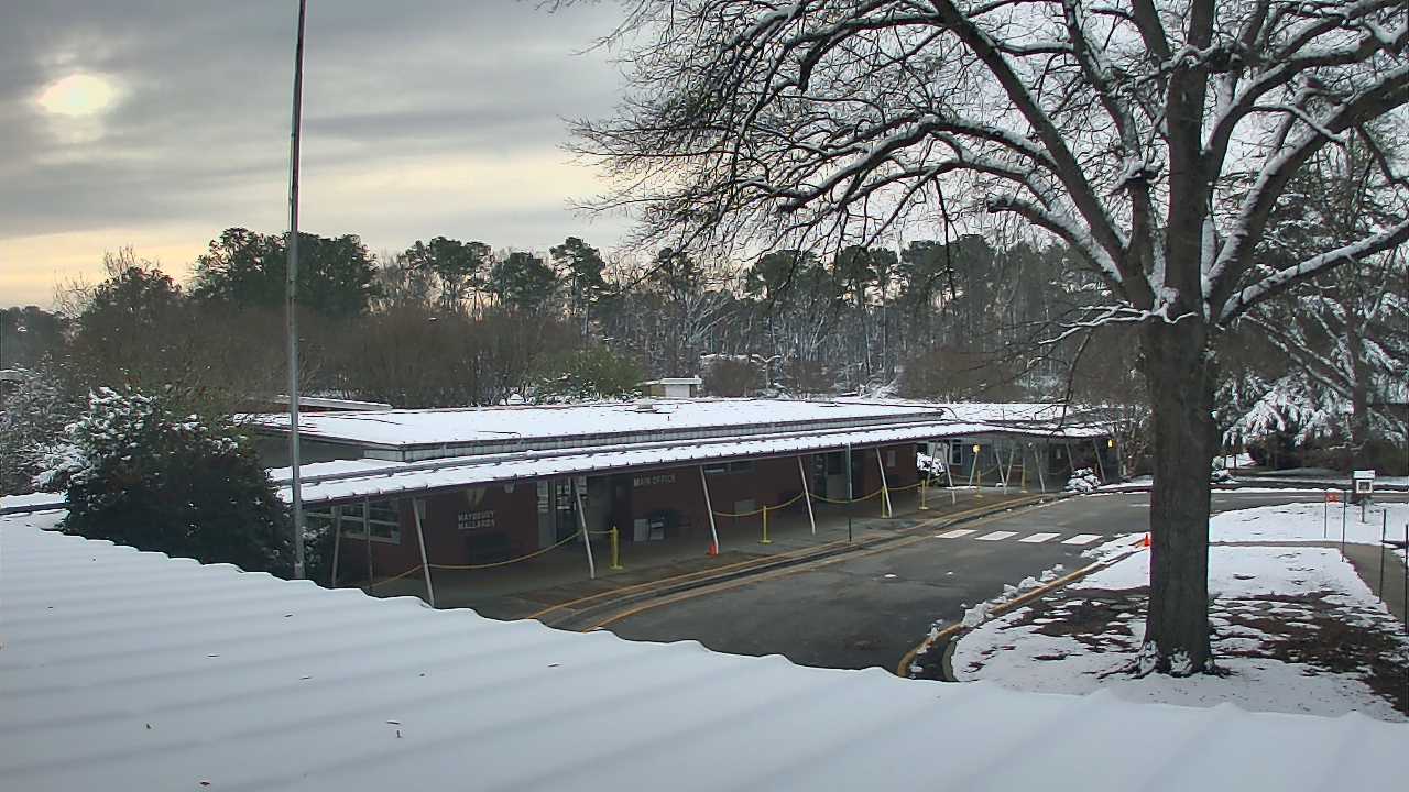 Thumbnail for current weather camera view from Maybeury ES in Tuckahoe, Virginia