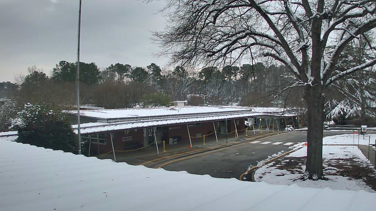 Thumbnail for current weather camera view from Maybeury ES in Tuckahoe, Virginia