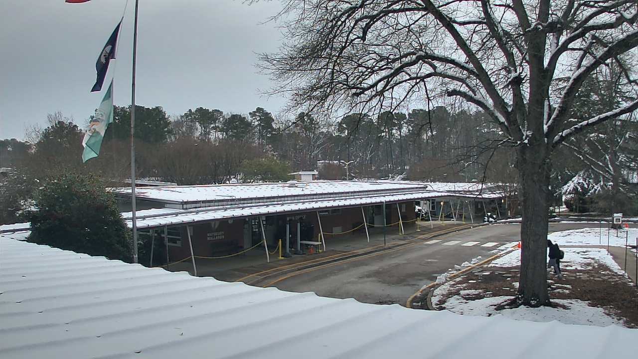 Thumbnail for current weather camera view from Maybeury ES in Tuckahoe, Virginia
