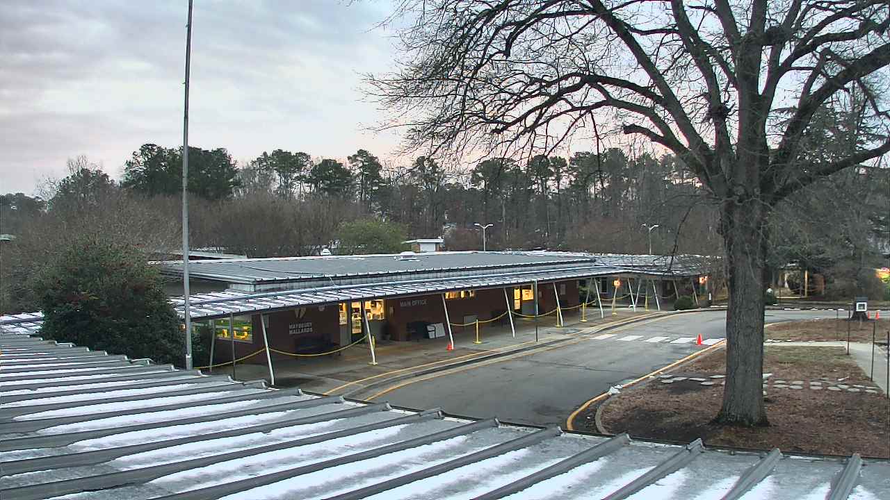 Thumbnail for current weather camera view from Maybeury ES in Tuckahoe, Virginia