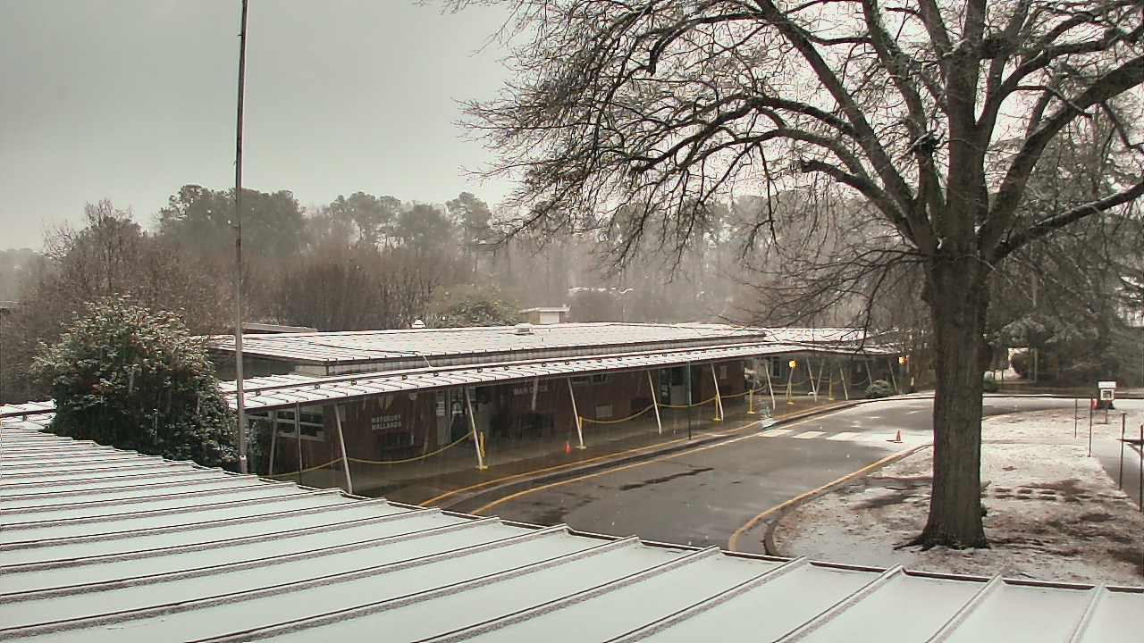 Thumbnail for current weather camera view from Maybeury ES in Tuckahoe, Virginia