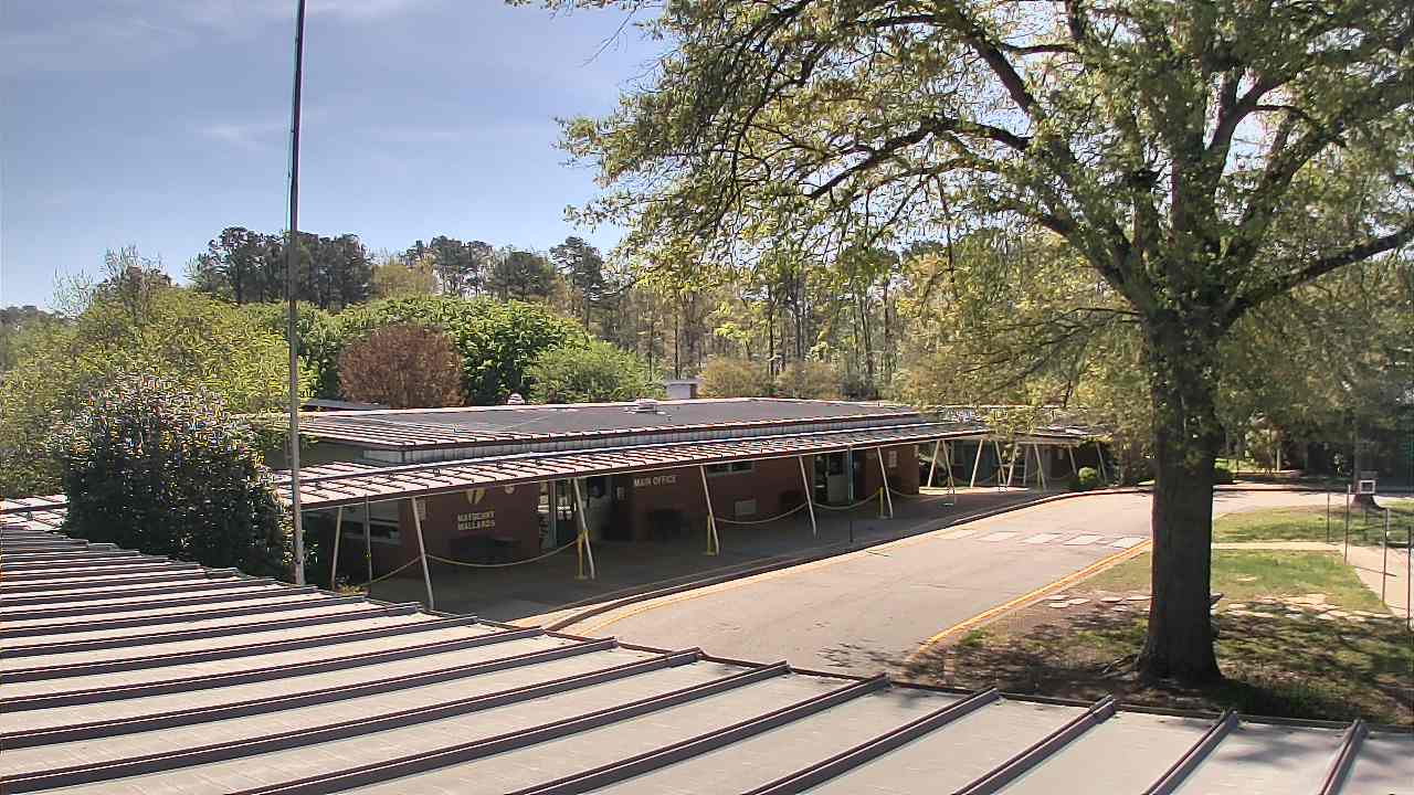 Thumbnail for current weather camera view from Maybeury ES in Tuckahoe, Virginia