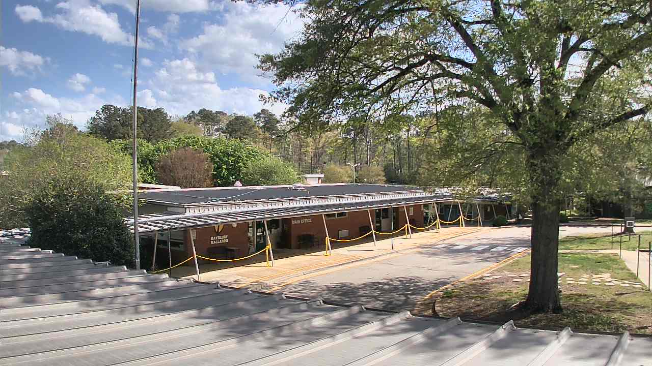 Thumbnail for current weather camera view from Maybeury ES in Tuckahoe, Virginia