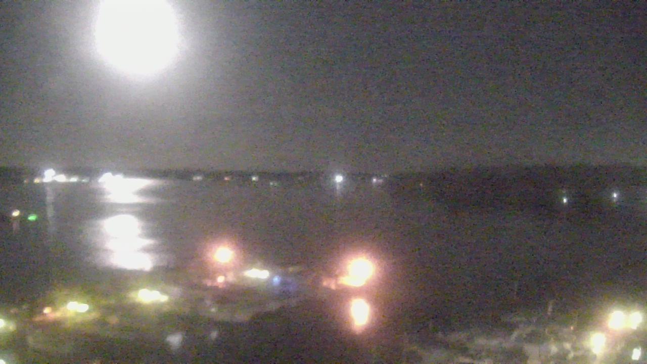 Thumbnail for current weather camera view from Emerald Coast Marine in Niceville, Florida