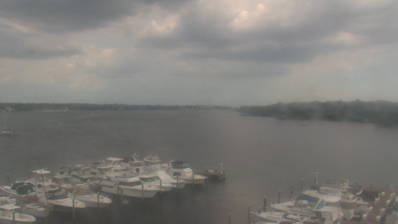Thumbnail for current weather camera view from Emerald Coast Marine in Niceville, Florida