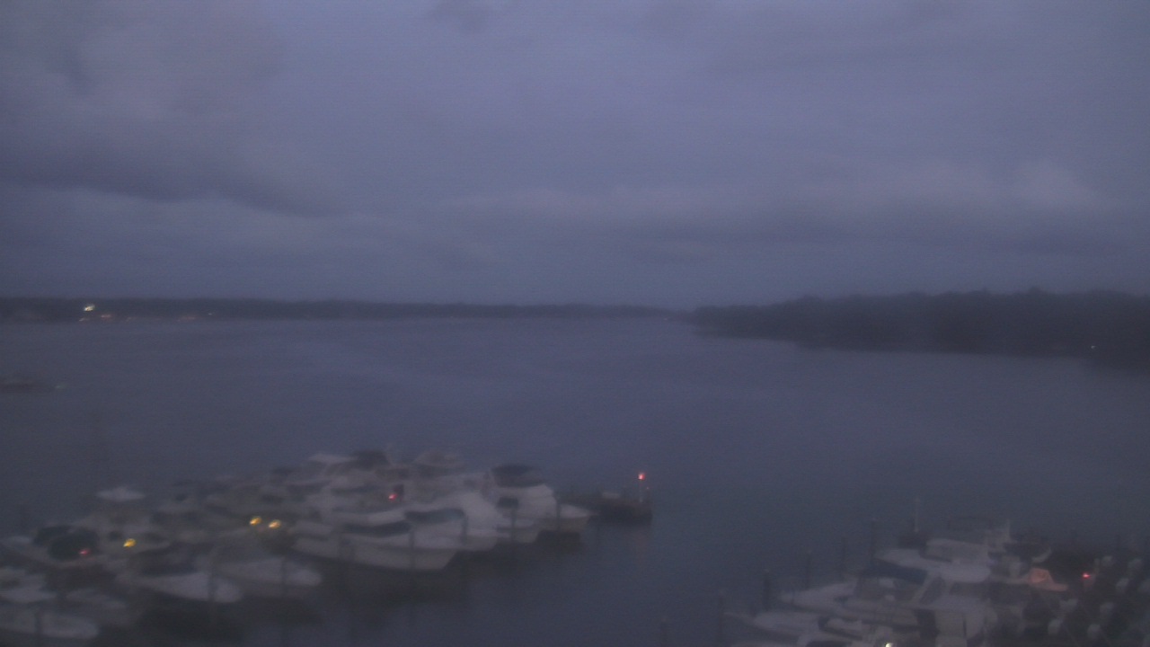 Thumbnail for current weather camera view from Emerald Coast Marine in Niceville, Florida