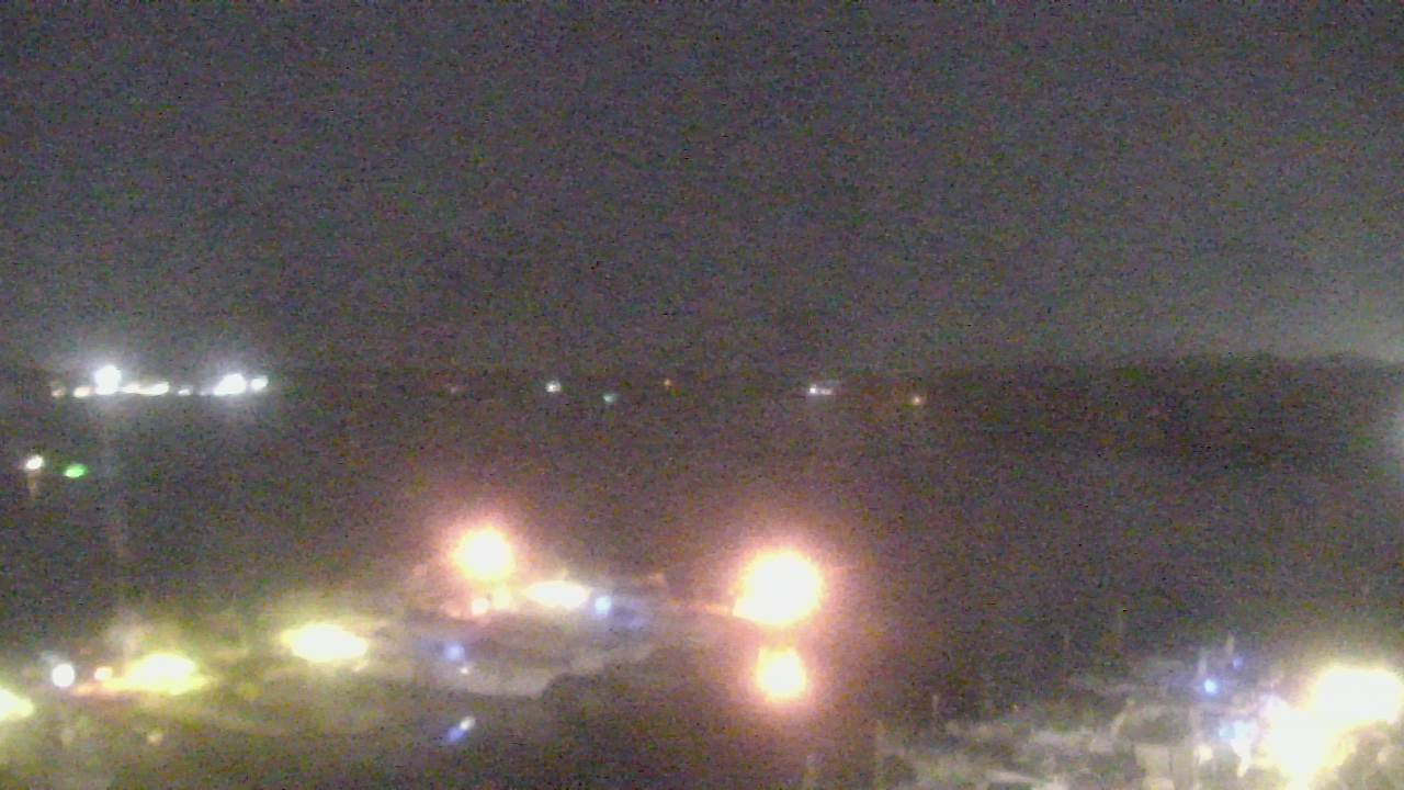 Thumbnail for current weather camera view from Emerald Coast Marine in Niceville, Florida