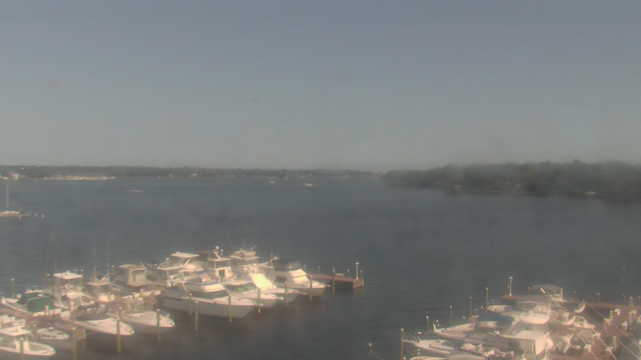 Thumbnail for current weather camera view from Emerald Coast Marine in Niceville, Florida