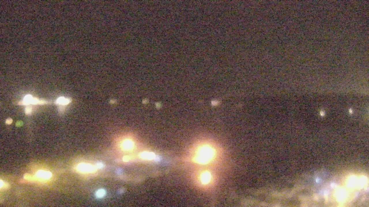 Thumbnail for current weather camera view from Emerald Coast Marine in Niceville, Florida