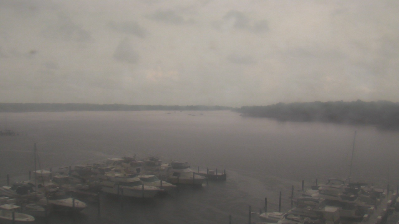 Thumbnail for current weather camera view from Emerald Coast Marine in Niceville, Florida