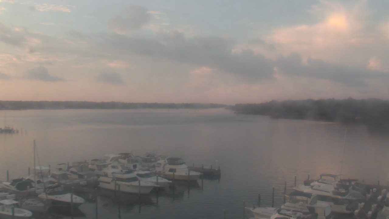 Thumbnail for current weather camera view from Emerald Coast Marine in Niceville, Florida