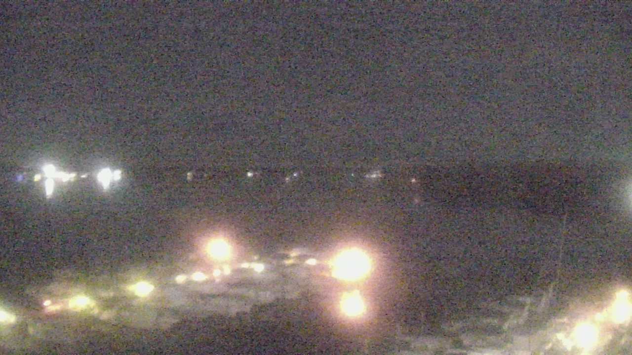 Thumbnail for current weather camera view from Emerald Coast Marine in Niceville, Florida