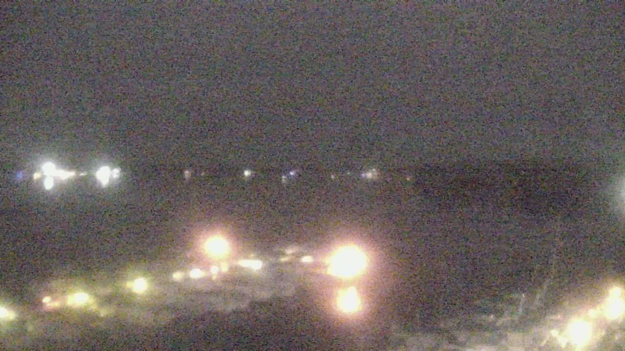 Thumbnail for current weather camera view from Emerald Coast Marine in Niceville, Florida