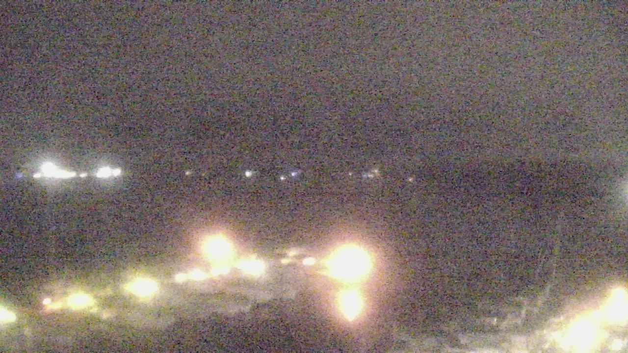 Thumbnail for current weather camera view from Emerald Coast Marine in Niceville, Florida