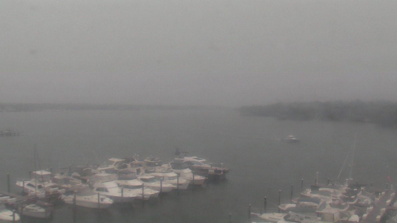 Thumbnail for current weather camera view from Emerald Coast Marine in Niceville, Florida