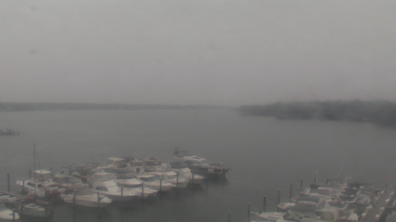 Thumbnail for current weather camera view from Emerald Coast Marine in Niceville, Florida