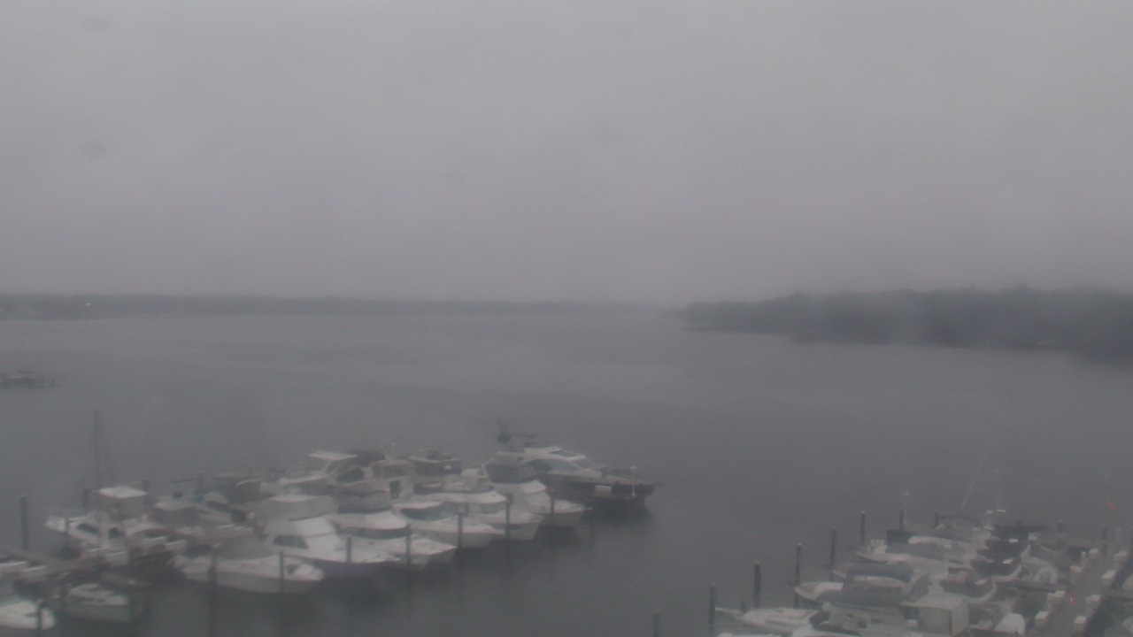 Thumbnail for current weather camera view from Emerald Coast Marine in Niceville, Florida