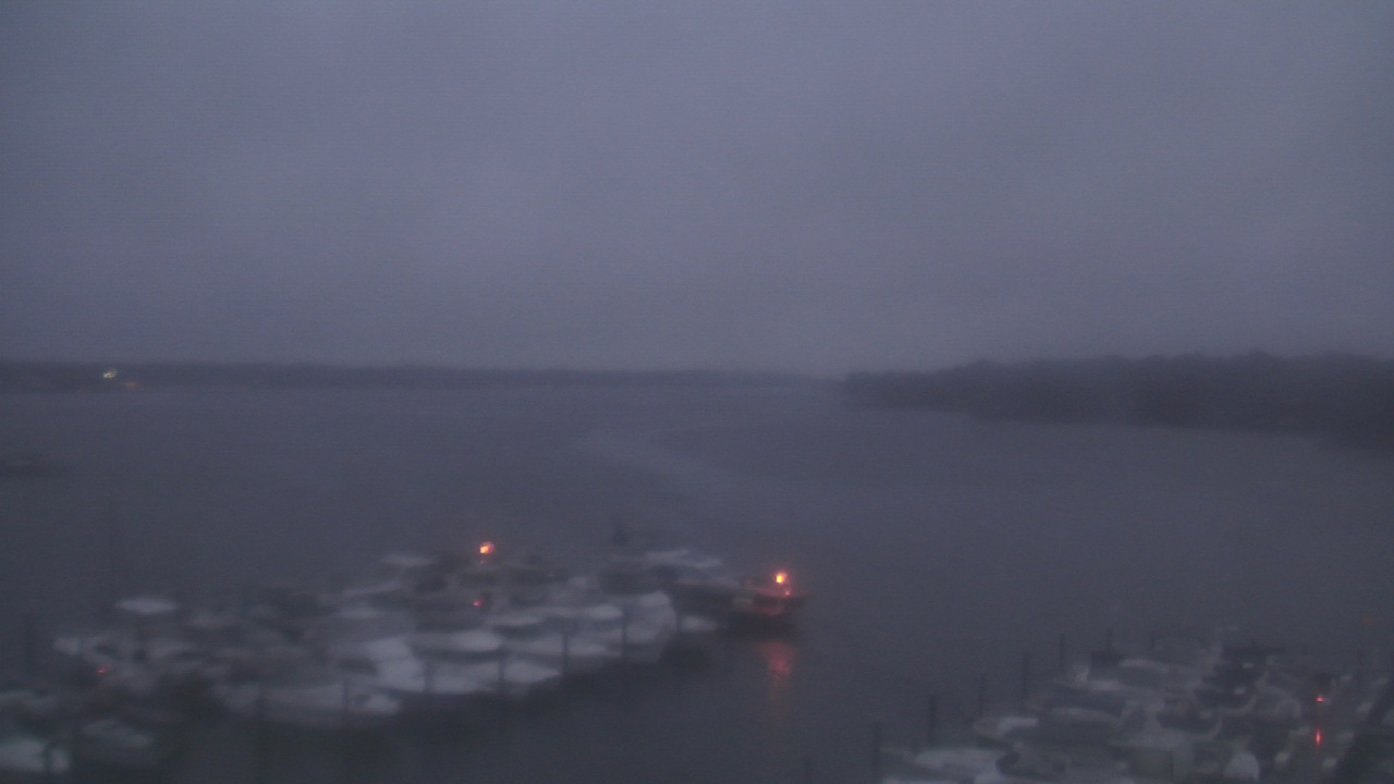 Thumbnail for current weather camera view from Emerald Coast Marine in Niceville, Florida