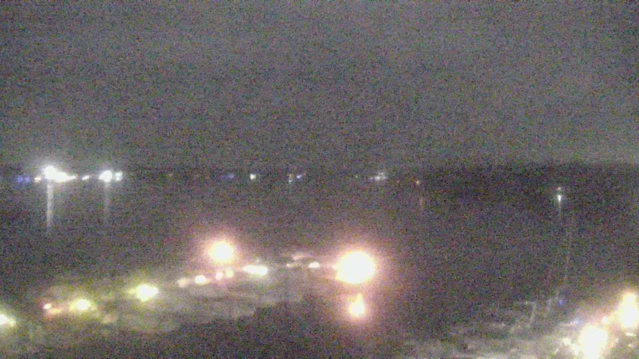 Thumbnail for current weather camera view from Emerald Coast Marine in Niceville, Florida