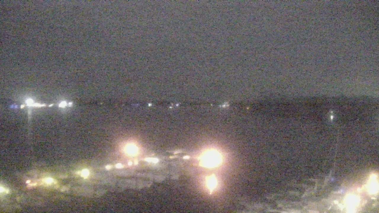 Thumbnail for current weather camera view from Emerald Coast Marine in Niceville, Florida